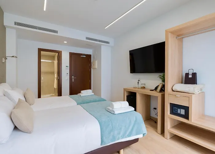 Ξενοδοχείο Emete & Coworking By Airnest 3*