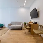 Emete & Coworking By Airnest 호텔