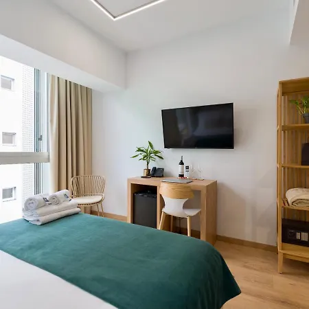 Emete & Coworking By Airnest Hotell