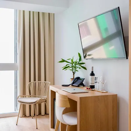 Отель Emete & Coworking By Airnest