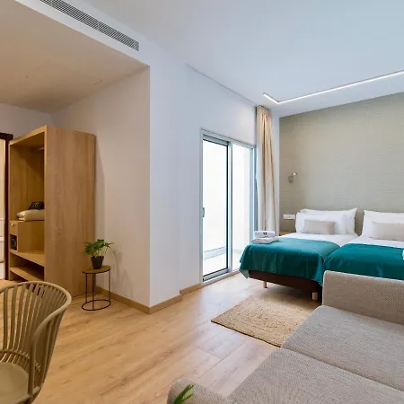 Отель Emete & Coworking By Airnest 3*