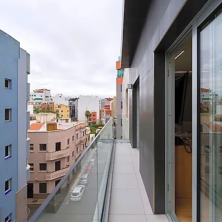 Emete & Coworking By Airnest Hotell