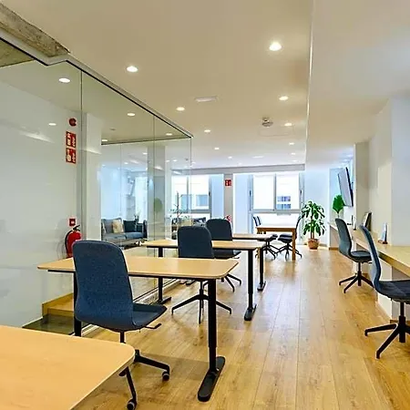 Emete & Coworking By Airnest Hotell