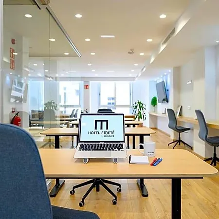 Emete & Coworking By Airnest Hotell