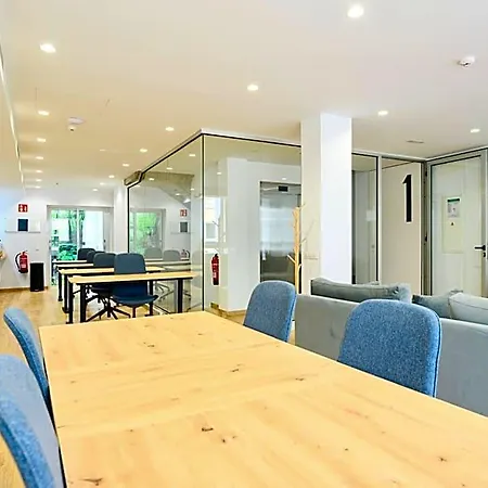 Emete & Coworking By Airnest 3*