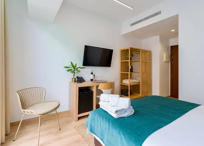 Emete & Coworking By Airnest Hotel