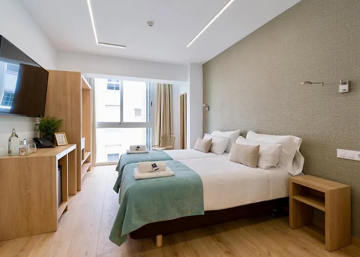 Emete & Coworking By Airnest 3*