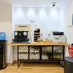 Emeté&coworking By Airnest 3*